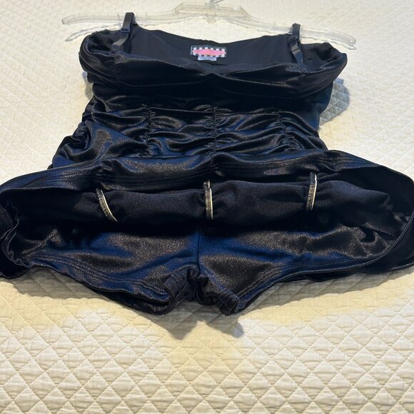 Pinup Couture Vintage Styled Ruched Black Bathing Suit - XL - Picture 7 of 9